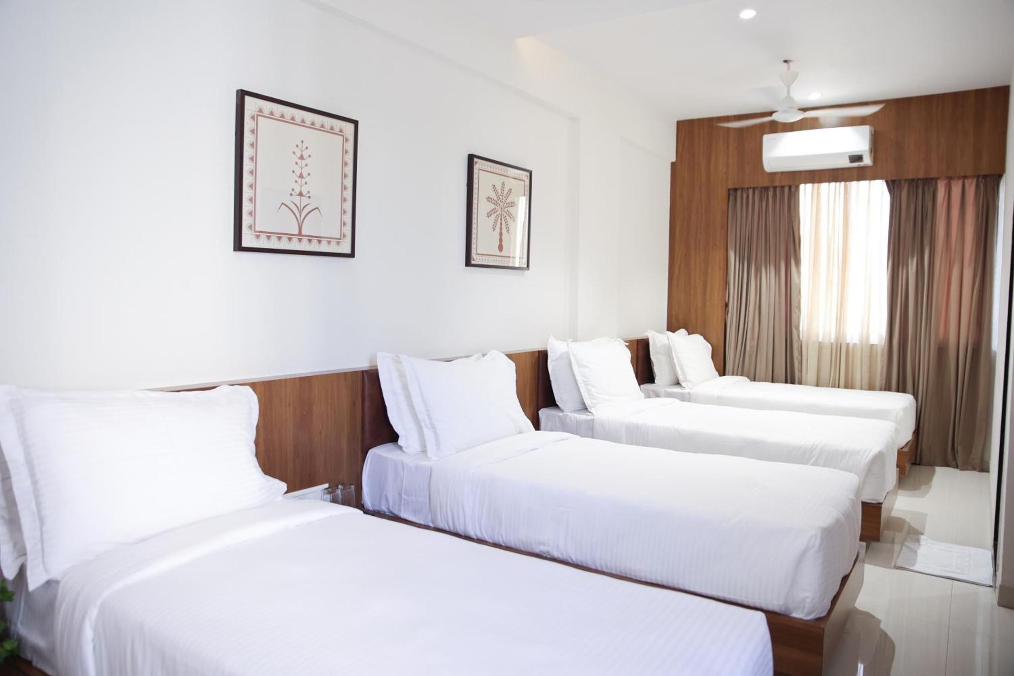 Lords Eco Inn, Ambaji Экстерьер фото
